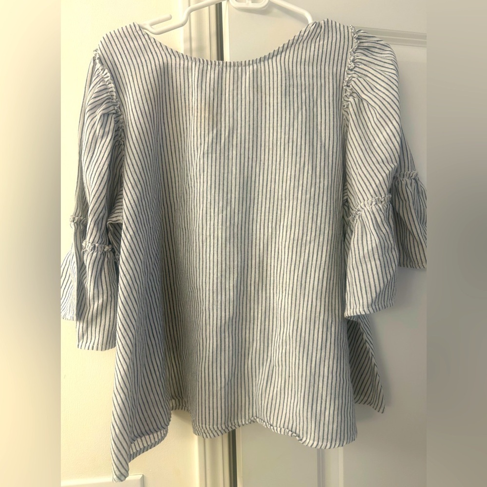 Altard State flowy top- tie in back 
Blue and white striped 
Size L